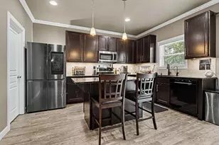 1318 Ashton Woods Ct, Portage, MI 49024 - Photo 8