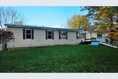 11640 W Deerfield Road, Blanchard, MI 49340 - Photo 1