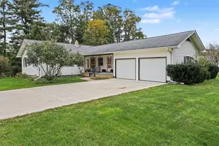 111 Lakeview Terrace, Paw Paw, MI 49079 - Photo 1