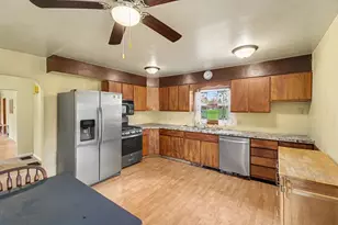 765 S Mill St, Reed City, MI 49677 - Photo 8