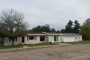 20931 Capital Ave NE, Battle Creek, MI 49017 - Photo 2