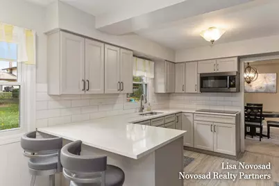 5390 Londonderry Drive SE, Kentwood, MI 49508 - Photo 10