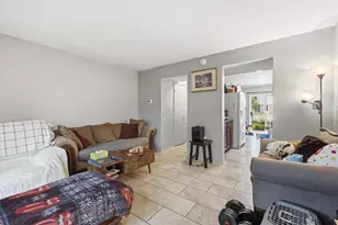 3647 Kenbrooke Ct, Kalamazoo, MI 49006 - Photo 14