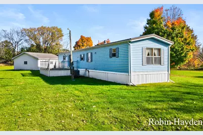 656 Peterson Road, Ionia, MI 48846 - Photo 8