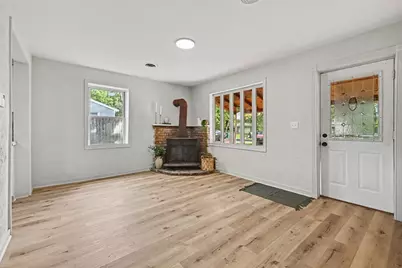 422 Wellington Avenue, Battle Creek, MI 49037 - Photo 6