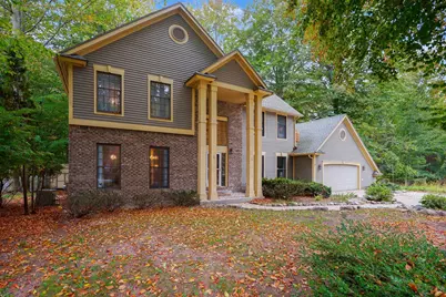 945 W Wellington Court, Muskegon, MI 49441 - Photo 1