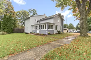 418 S Main St, Berrien Springs, MI 49103 - Photo 2