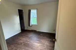 2018 Collingwood Ave, Saginaw, MI 48601 - Photo 8