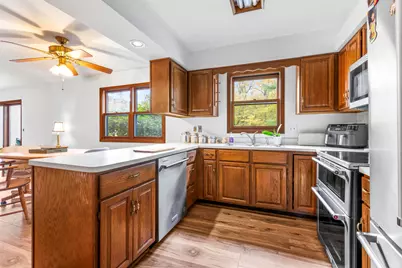 115 Pheasant Run, Battle Creek, MI 49015 - Photo 6