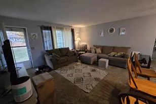 309 Vine St, Paris, MI 49338 - Photo 4