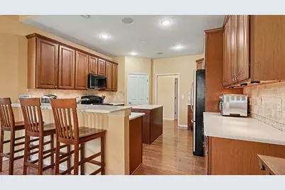 597 Amherst Circle, Saline, MI 48176 - Photo 8