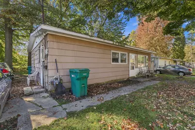 2905 Fielding Drive, Lansing, MI 48911 - Photo 2