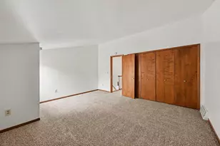 48181 Bayshore Dr, Belleville, MI 48111 - Photo 20