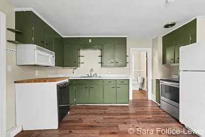 1236 Fulton, Grand Haven, MI 49417 - Photo 4