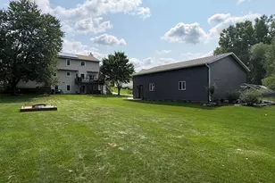1694 Leisure Ct, Dorr, MI 49323 - Photo 32