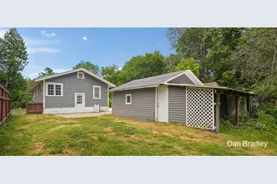 3056 Effie Place NE, Grand Rapids, MI 49505 - Photo 38