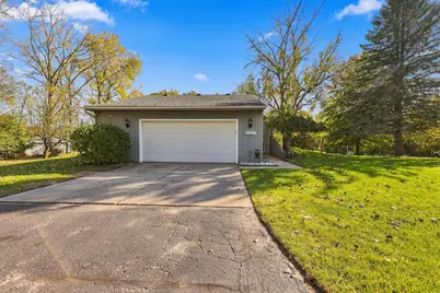2560 Knapp Street NE, Grand Rapids, MI 49505 - Photo 2