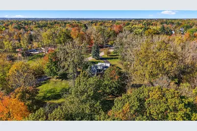 2560 Knapp Street NE, Grand Rapids, MI 49505 - Photo 8