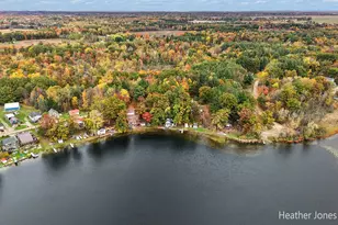 531 Lake Dr, Six Lakes, MI 48886 - Photo 26