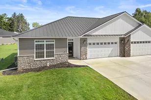 243 Auseon Ct, Hillsdale, MI 49242 - Photo 34