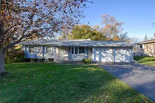 584 Morningside Dr, Battle Creek, MI 49015 - Photo 1