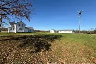 8803 M-79, Nashville, MI 49073 - Photo 32