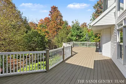 2622 Primrose Creek Drive, Fruitport, MI 49415 - Photo 14