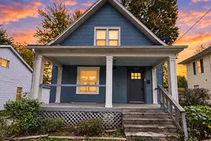 105 W 3rd St, Buchanan, MI 49107 - Photo 2