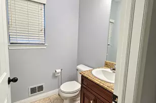 5675 Gregory Dr, Shelby Twp, MI 48317 - Photo 8