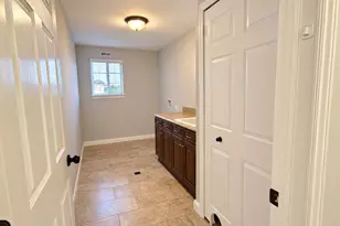 5675 Gregory Dr, Shelby Twp, MI 48317 - Photo 36