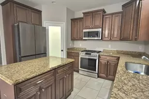 5675 Gregory Dr, Shelby Twp, MI 48317 - Photo 20