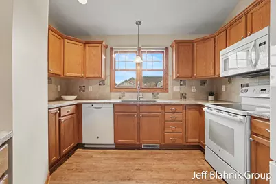 3559 Megan Court NW, Grand Rapids, MI 49534 - Photo 10