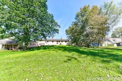 11774 Tyler Street, Holland, MI 49424 - Photo 8