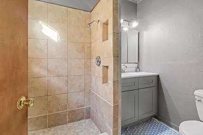 605 Maple Street, Manistee, MI 49660 - Photo 16