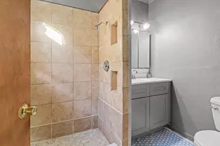 605 Maple St, Manistee, MI 49660 - Photo 16
