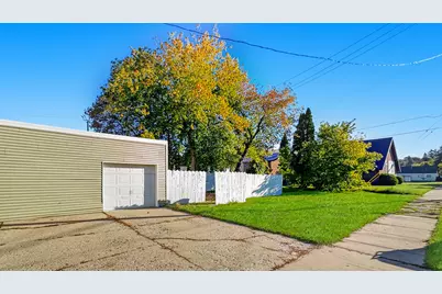 709 S Mitchell Street, Cadillac, MI 49601 - Photo 36