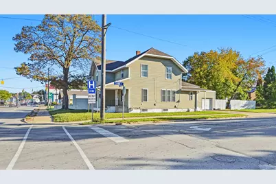 709 S Mitchell Street, Cadillac, MI 49601 - Photo 2