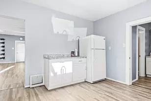 709 S Mitchell St, Cadillac, MI 49601 - Photo 12