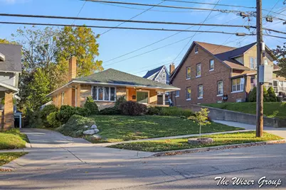 1105 4th Street NW, Grand Rapids, MI 49504 - Photo 2