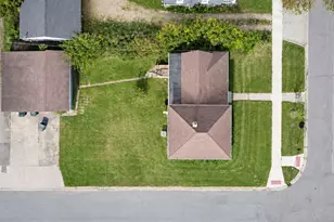 616 Magnolia St, Three Oaks, MI 49128 - Photo 30