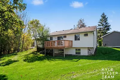 211 York View Place NW, Comstock Park, MI 49321 - Photo 22