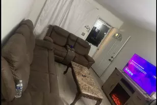 407 Estrada Dr, Belleville, MI 48111 - Photo 8