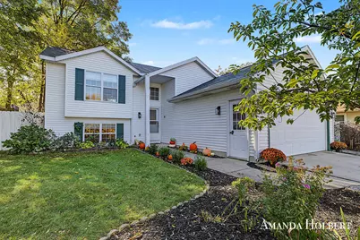 1242 4 Mile Road NE, Grand Rapids, MI 49525 - Photo 4