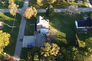 621 Bair St, Vicksburg, MI 49097 - Photo 26