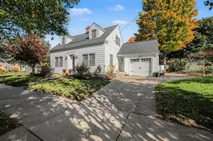 2050 Houseman Ave NE, Grand Rapids, MI 49505 - Photo 1