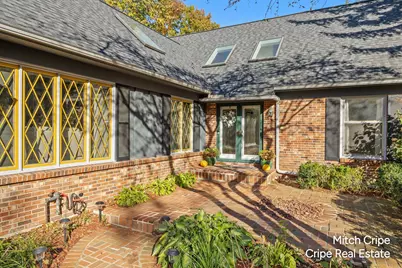 2539 Alger Street SE, Grand Rapids, MI 49546 - Photo 2