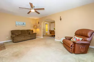 406 W 3rd St, Buchanan, MI 49107 - Photo 6