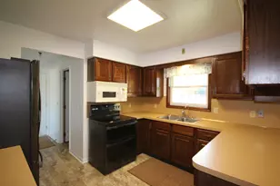 2417 E U Ave, Vicksburg, MI 49097 - Photo 6