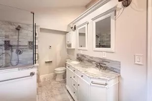 21203 River Rd, Grosse Pointe, MI 48236 - Photo 32