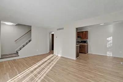24403 Meadowbridge Drive, Clinton, MI 48035 - Photo 8